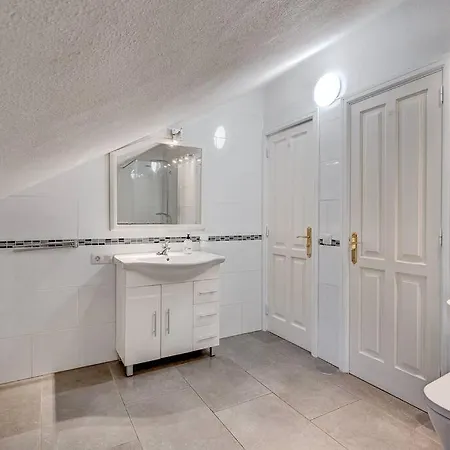 Royal Garden - 2 Bedroom Плая-де-лас-Америкас